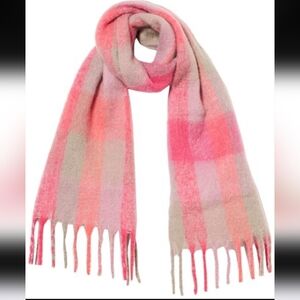 Sale: Womens GAP Brushed Fringe Scarf - $45